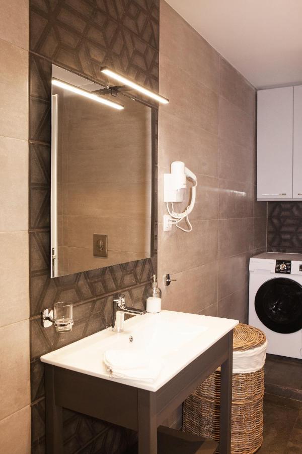 Central Comfy Modern Flat 2 bedrooms 2 bathrooms Athene Buitenkant foto