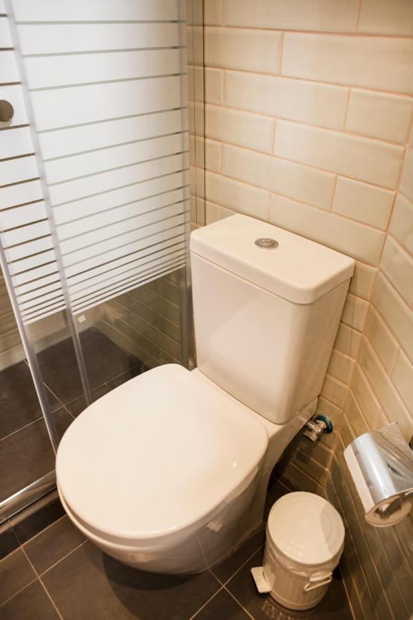 Central Comfy Modern Flat 2 bedrooms 2 bathrooms Athene Buitenkant foto